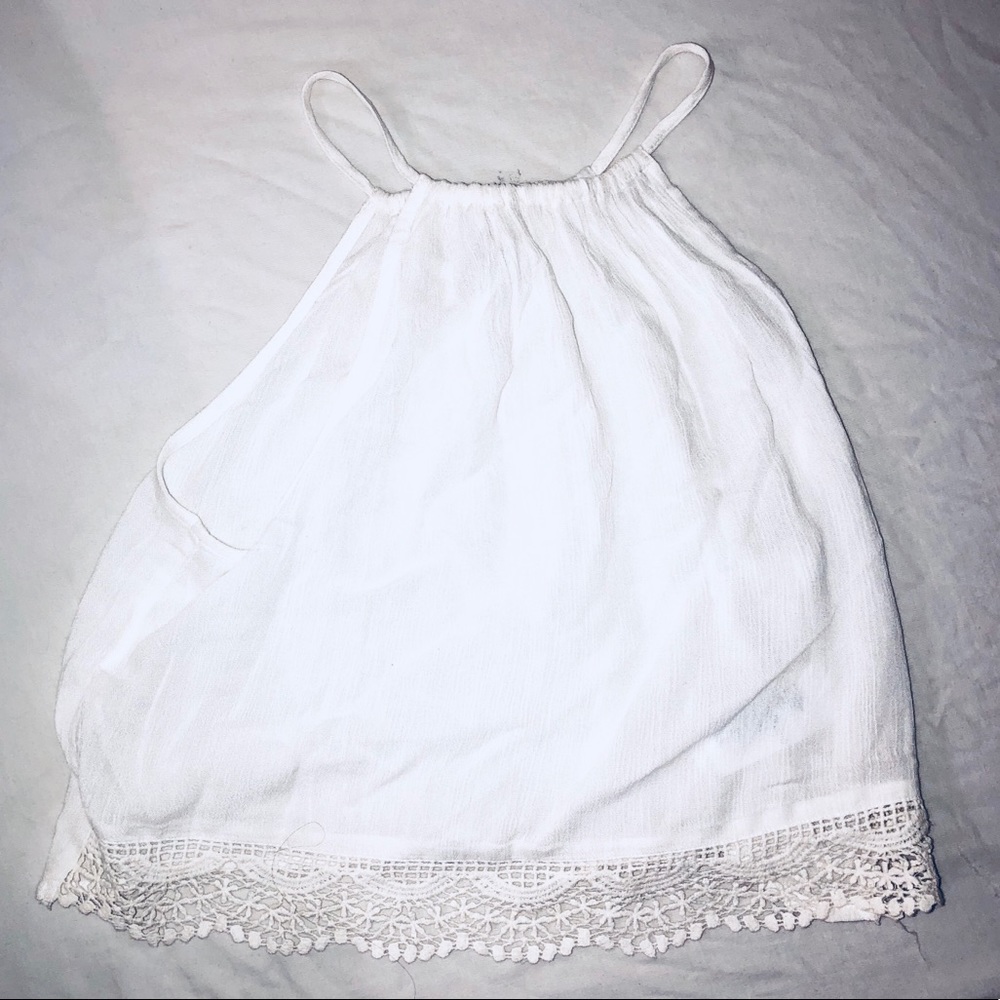 ✖️SOLD ✖️ H&m white lace top